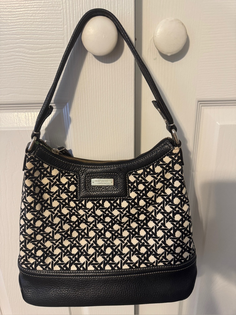kate spade Black and Cream Geometric Shoulder Bag